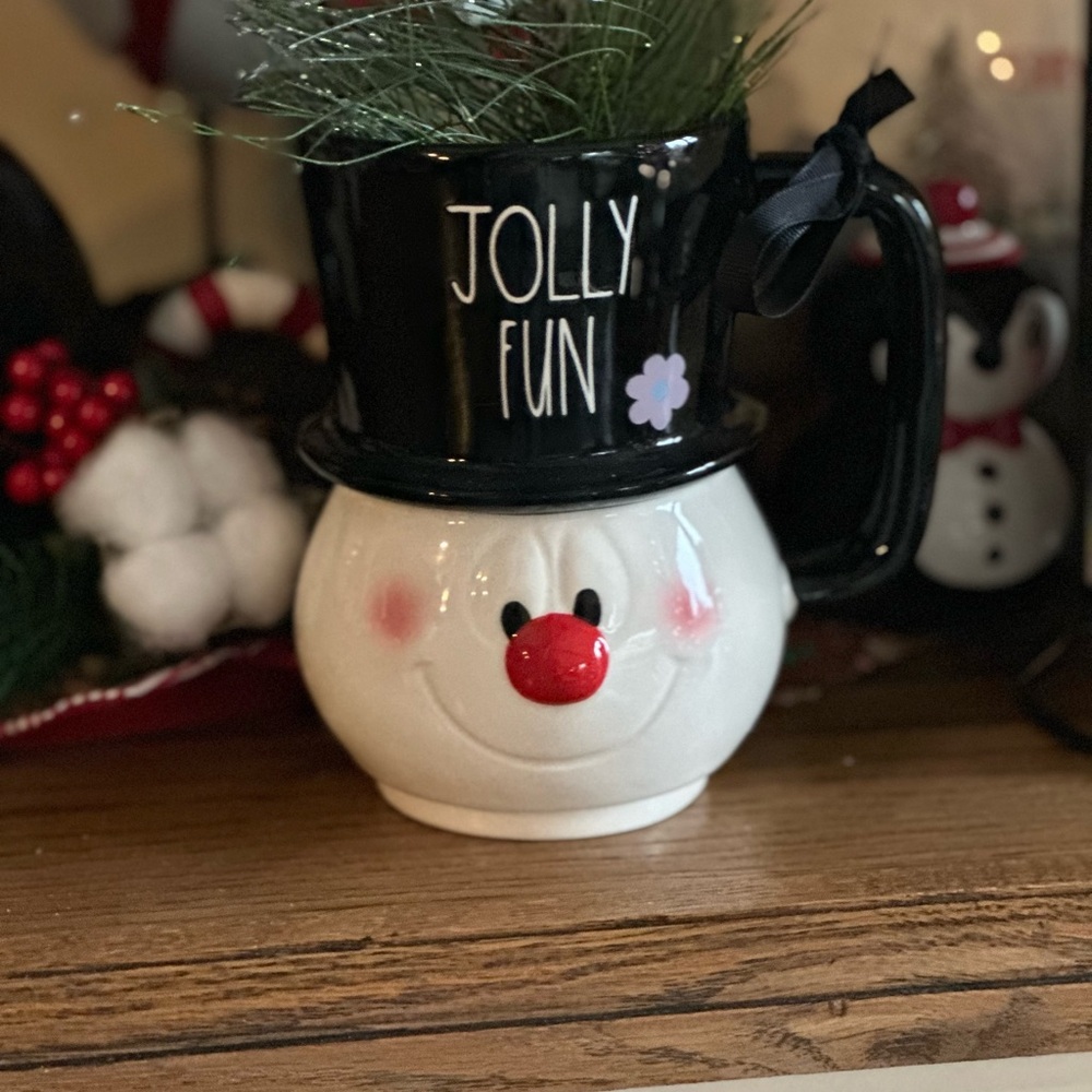 Rae Dunn Frosty mug